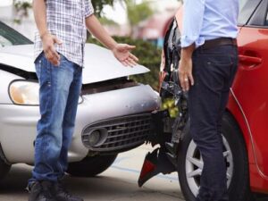 settle car accident claim 500x375 1